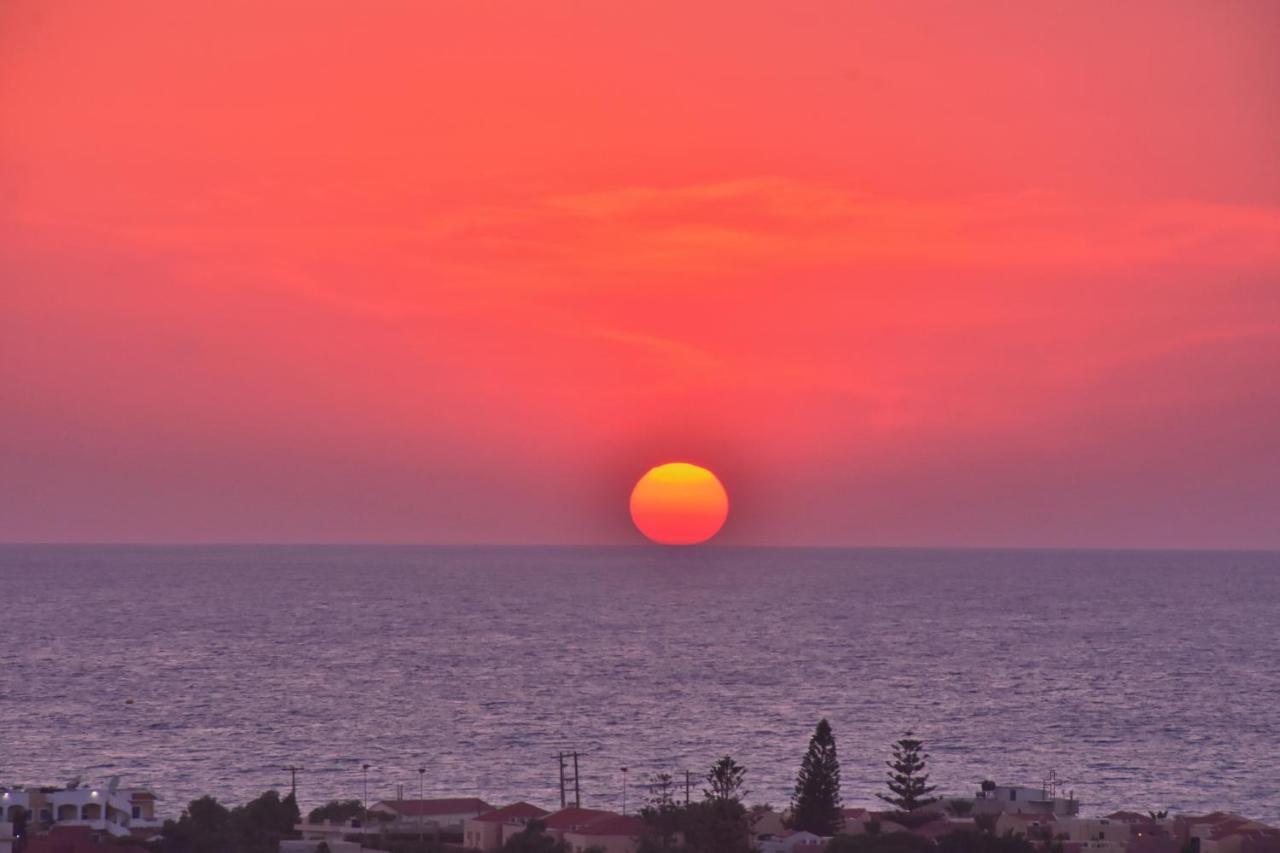 Ocean Heights View Hotel Aniszarász Kültér fotó